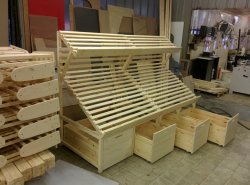 Торговая мебель из натурального дерева